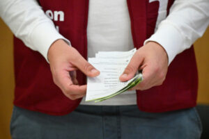 Mayor King leads vote