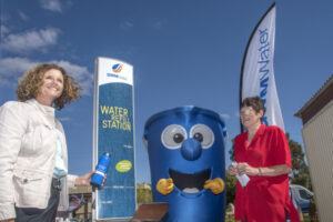 Ultima celebrates town water supply