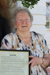 Beloved local Beryl Lowe named Swan Hill’s 2022 citizen of the year