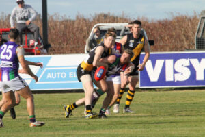 Tigers pull away after early struggle