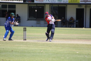 Heavyweights collide in T20 grand final
