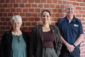 Senator gives top marks to Country University Centre Mallee