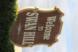 Plenty of work, few houses