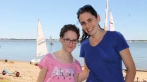 It ain’t easy being ‘blue-green’