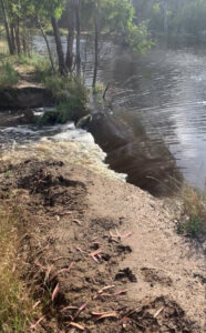 ‘Wall of water’ after breach