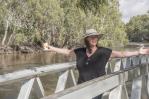 Pontoon honour for men of vision