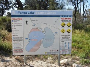 Blue-green algae at Yanga Lake
