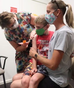 Swan Hill kids roll up their sleeves for the jab