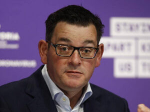 Swan Hill records fifth case while restrictions remain in regional Victoria