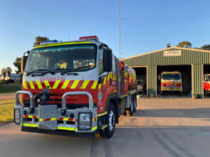 Farm vehicles to join fire fight