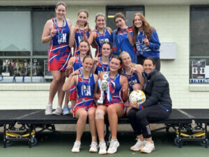 Bulldogs return flag to kennel