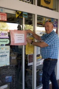 Sunday shoppers fill streets, stores