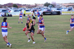 Kangas, Tigers in top three clash