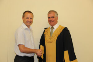 Cr McPhee wins mayoral election