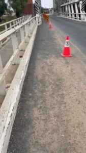 Walking across the Swan Hill Bridge?