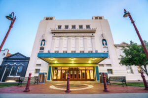 Have your say on Town Hall paint job