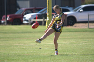 Woorinen put opponents to sword