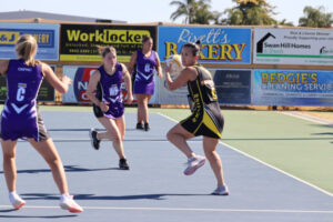 Swans remain ladder leaders