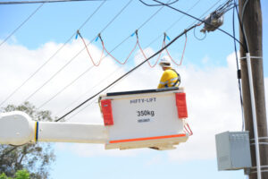 Powerline safety reminder