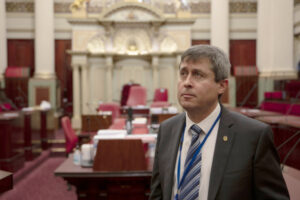 MP Tim Quilty challenges Dan Andrews on proof of vaccination