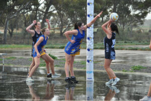 Magpies, Eagles aim to finish on high