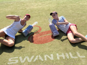 Teen star smashes rivals