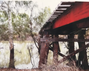 Snapping local icons