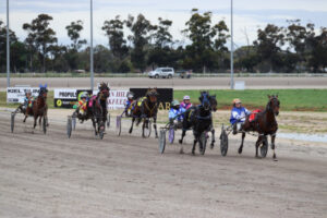 Vozlic dominates ‘home’ event