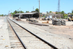 MPs call for rail project to get back on track