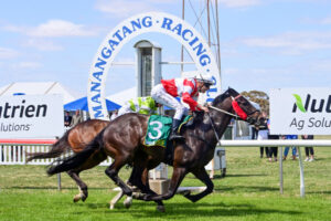 Scenic route leads to win