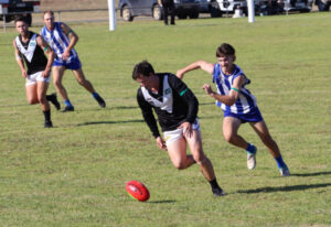 Unbeaten Roos punish inaccurate Pies