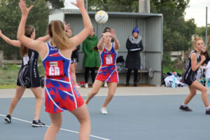 Lake Boga does just enough to beat Tyntynder