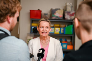 Group seeks political change in Farrer