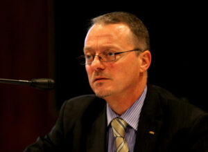 River trek to raise mental health funds