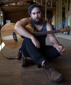 Sunday set with busking legend