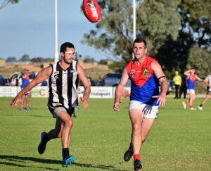 Hot Pies win thriller