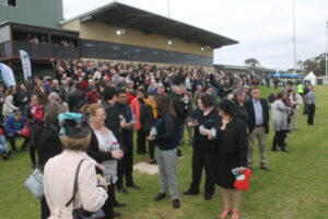 Mallyon smacks down the Topaz