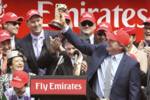 Weir and Stevie bring cup home