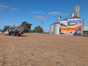 Safe off-road viewing area for silo art