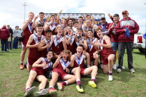 Swans complete perfect season