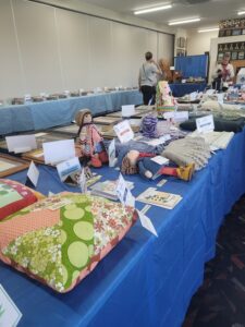 Special twist as knitting and crochet combine