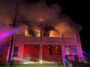 Fire destroys Mallee pub