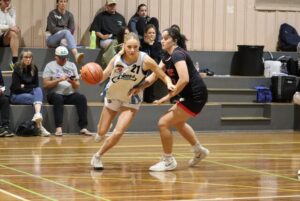 Flyers fall to Braves