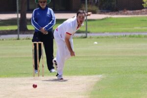 Raiders rout Roodogs