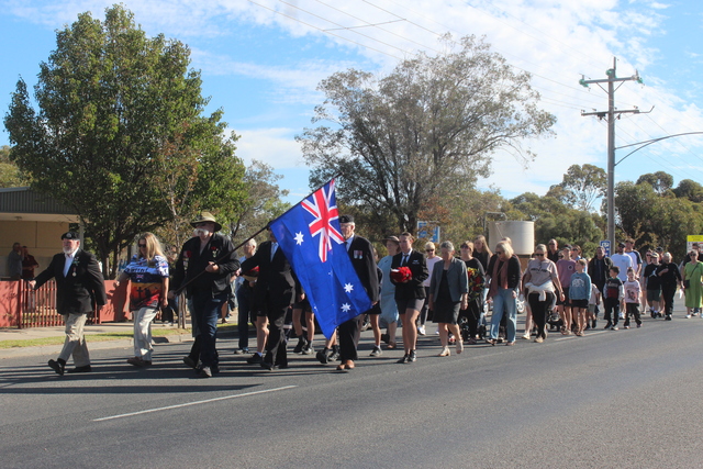Sea Lake pays tribute on Anzac Day