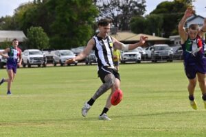 Roos look to bounce back against Pies