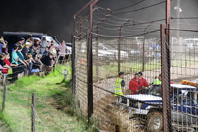 Speedway heats up in April meet