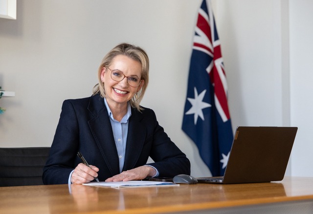 Farrer race tightens