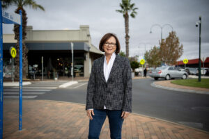 Divisive budget falls flat