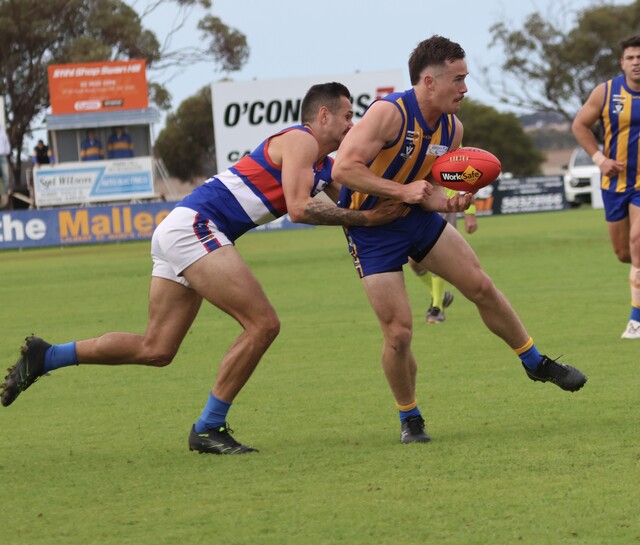 Eagles return to winners list